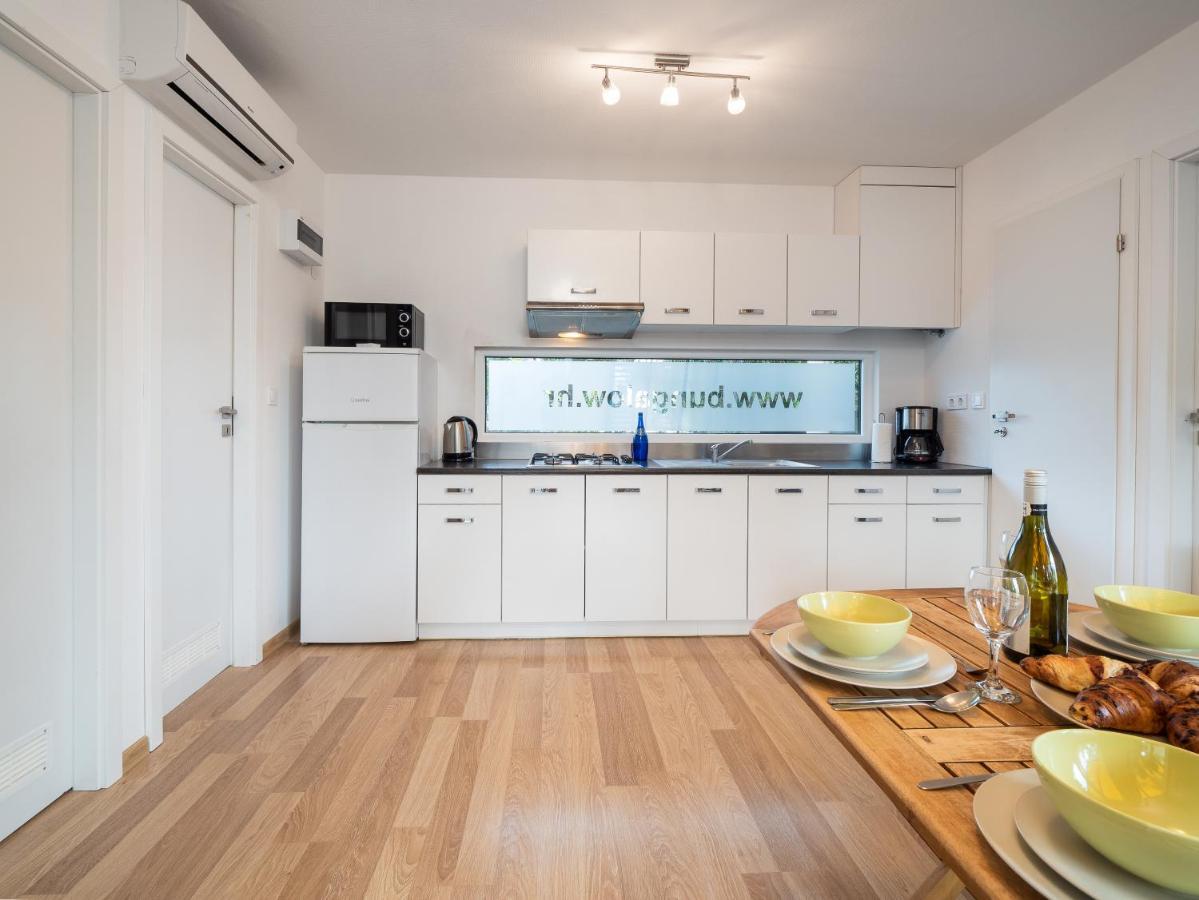 Mediteran Travel Mobile Homes Miran Pirovac Exterior foto